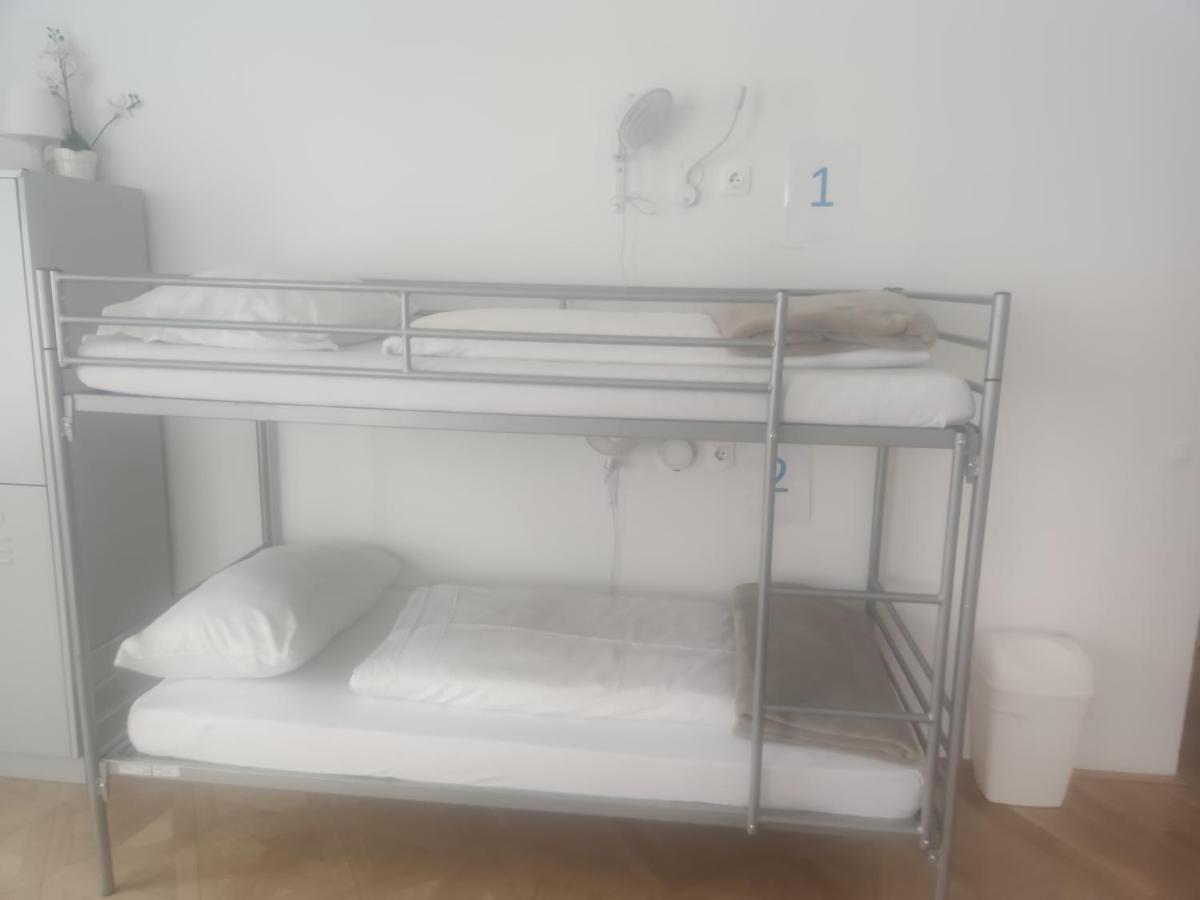 Ch-Hostel Відень Екстер'єр фото