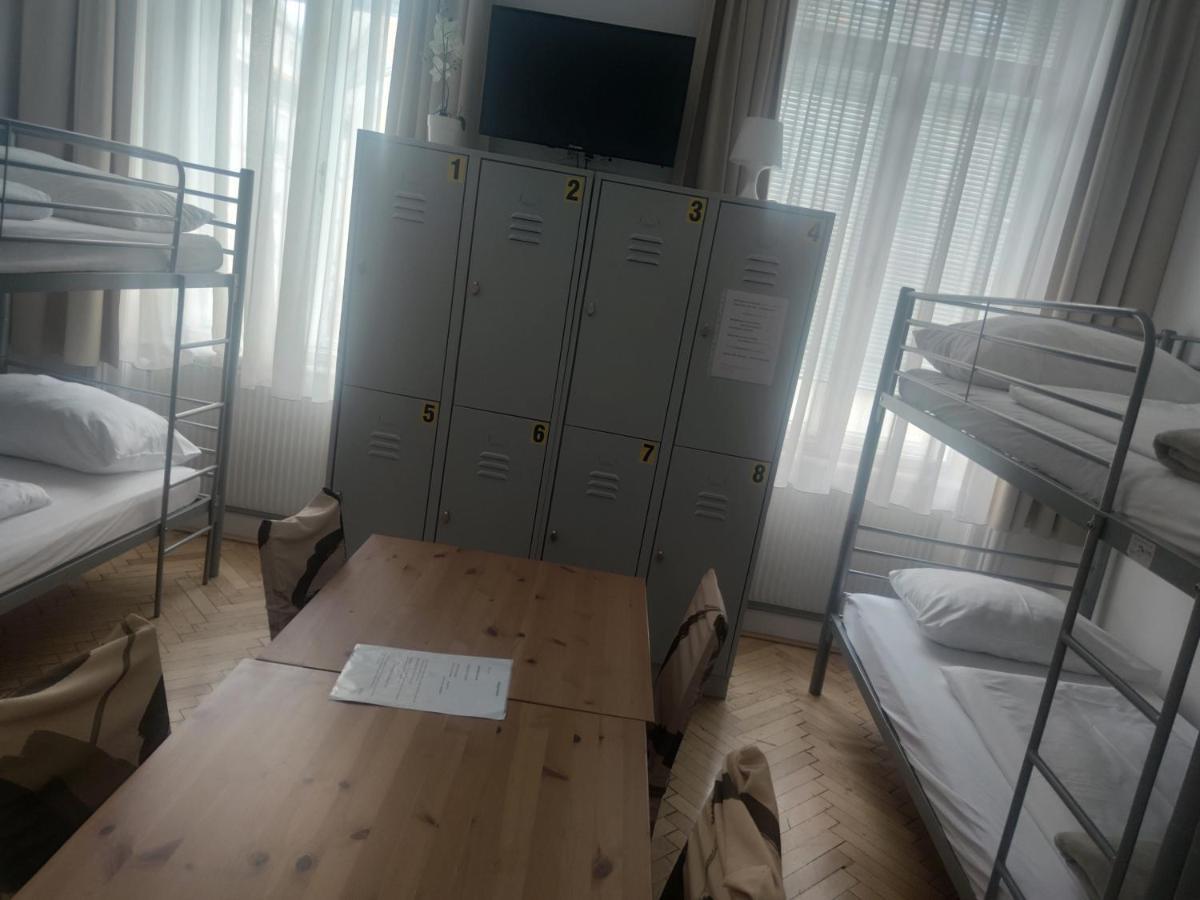 Ch-Hostel Відень Екстер'єр фото